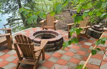 Christy's Cottage, Waterfront w/Slide & Ice Shanty - Foto 31