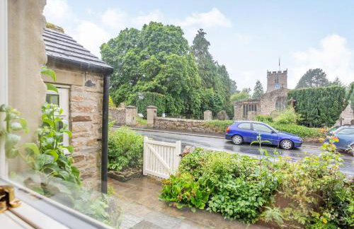 Corner House - Photo 15