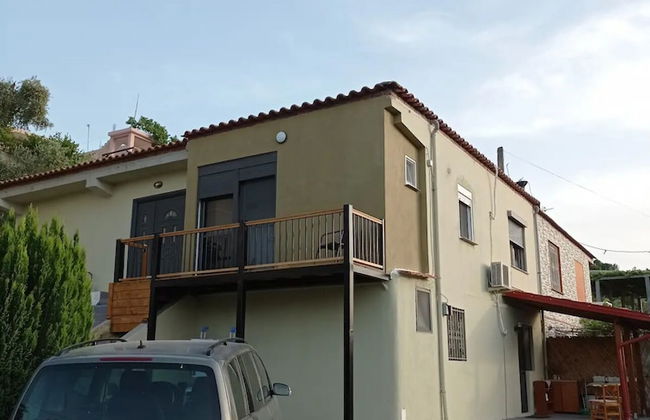 Entire unit near beach access to garden - Photo 18