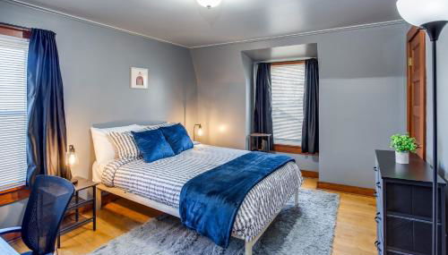 Spacious Home with In-Unit Laundry, Parking, 1GB WiFi, & Patio Deck - Foto 5