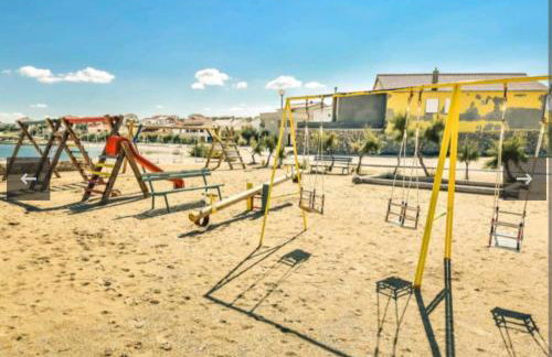 A cozy and private home with a spectacular view - Foto 8