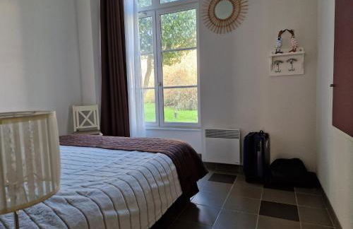 Charmant T3 plain-pied avec terrasse privée, parking gratuit et piscine à Baden - Photo 6