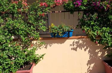 My Little House - appartamento con patio e parcheggio privato a 5 minuti dalla spiaggia e dal centro - Foto 37