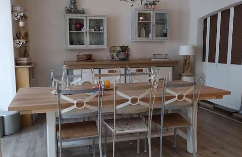 Maison entière 5 chambres à 10mn à pied de l'entrée principale du Circuit 24h Du Mans - Foto 4