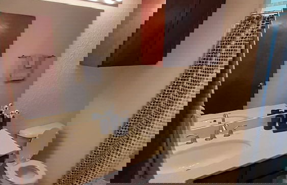 Garage Studio near OUSHC Hospital - Photo 41