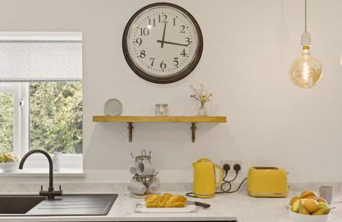 2BR Flat, Free Parking, WiFi, Smart TV - Foto 13