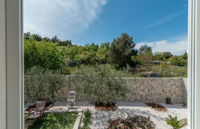 Hillside Villa in Trogir With Pool, Terrace, and Stunning City View - Foto 60