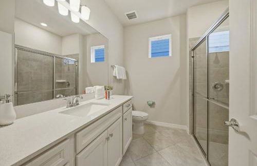 Brand NEW 10Bdrms8Bath Luxury - Foto 9