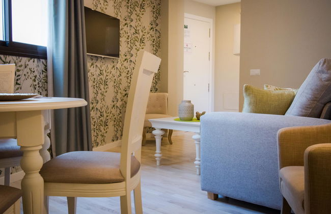 1 bed Superior Holidays2Malaga - Photo 8