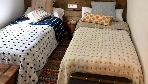 Aurora 2-bed Cottage - Sleeps 4 - Montseny Park - Foto 2, Habitación