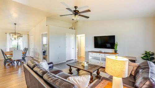 Bring Your Pup Spring Valley Home with Fenced Yard! - Foto 5