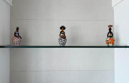 Simple Apartment, Heart of the Action! - Photo 17