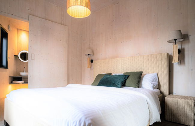 Eco Luxe Loft Lodge in the Heart of Nature for 2 People by the Lake 4 - Photo 2