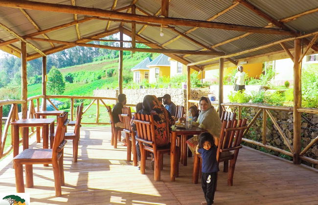 Antique Cottages - Photo 2