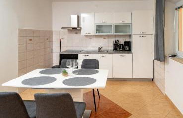 Apartments Lores - Photo 32