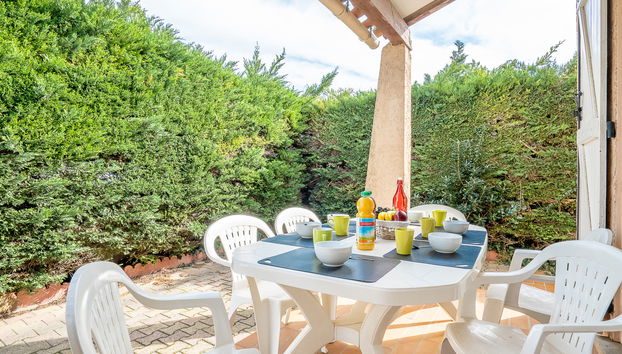 Holiday Home Les Aloès by Interhome - Photo 2, Terrace