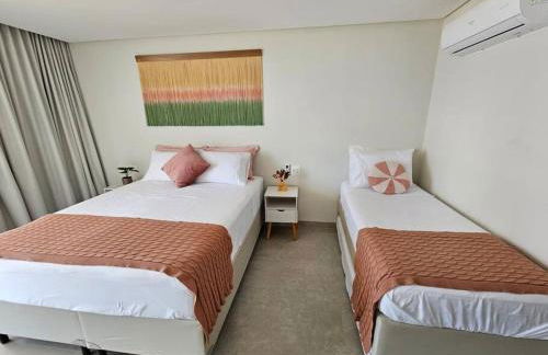 Piscina aquecida, 5 suítes e pé na areia com vista espetacular!! - Photo 35