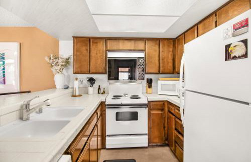 Mountain View Villas Hideaway - Photo 7