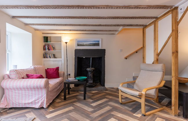 Cellardyke 3-bed Cottage, Sleeps 6 by Seafront - Foto 11