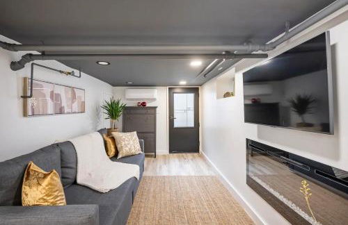 Romantic Hideout 1Bedroom Lower Level - Foto 7