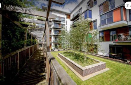 Amazing Riverside Boheme Home in SW London! - Foto 22