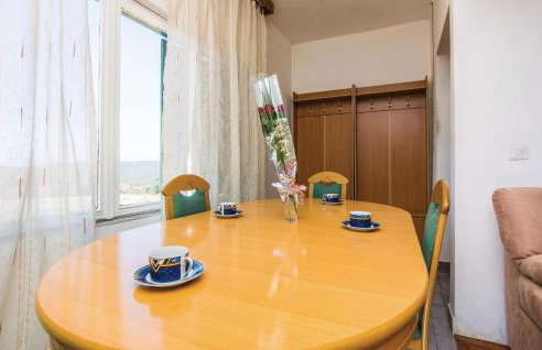 Six-Bedroom Holiday Home In Donje Rastane - Foto 22