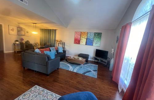 Spacious Corporate Condo - 2bd/2ba - Foto 3