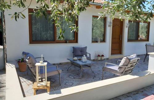 Anna - Maria Luxury Suite - Photo 42