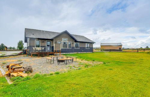 Pinedale Getaway Near Hiking, Skiing and Lakes! - Photo 21