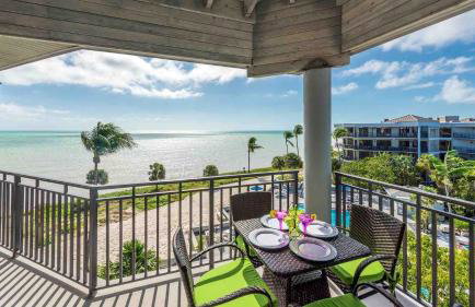 Neptunes Penthouse by Last Key Realty - Foto 3