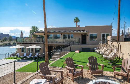 New Luxe Riverfront Home, Launch & Dock, Gamerooms - Foto 15