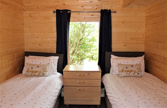 Stunning 5-bed Cabin in Ashton Under Hill - Foto 4