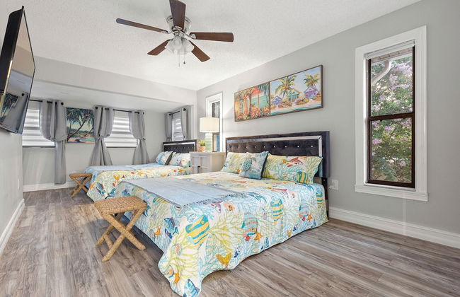 Serenity Haven Luxe Pet Friendly 5BR - Photo 4