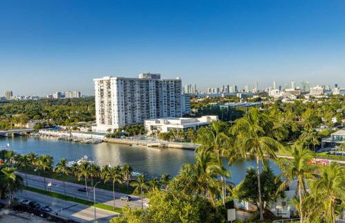 Fontainebleau Hotel Ocean View Fits 6! 1 BED/2 BA - Photo 44