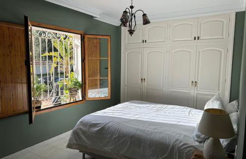 Villa Aroha - Huge Villa, Sea Views & 2 pools - Foto 74