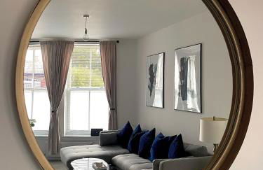 Central 2-bedroom apartment, Montrose - Photo 8