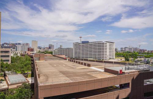 The Greenleaf Getaway Near NRG Stadium - Foto 21