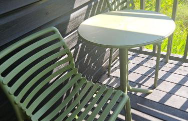 Treetops Lodge, private Cornish hideaway, parking, garden - Foto 65