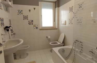 Nice apartments lake view & free parking - Photo 19