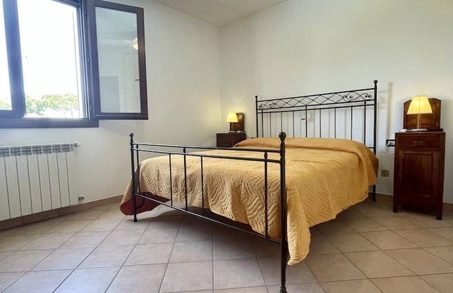 Fantastic Villa With Pool for 7 Guests on Albarella - Foto 3