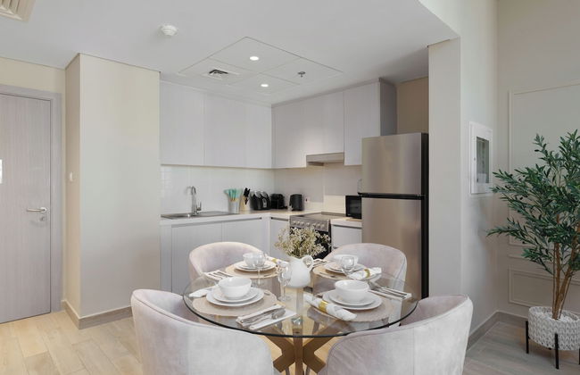 Maison Privee - Exquisite Living with Scenic Canal Vws on Yas Island - Foto 11