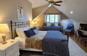 Tall Pines- 5-bedroom 3-bath with hot tub and more! - Foto 33