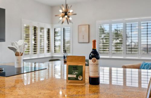 Mid-Mod Hilltop Retreat Views & Local Wildlife - Foto 62