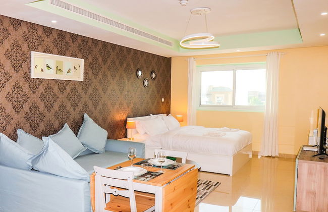 Studio Apartment in Hercules Tower - Photo 3