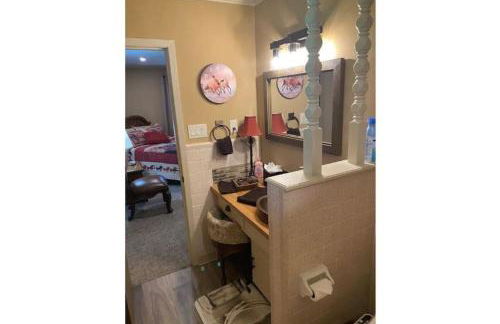 StockYards! Walk 3 Blocks-Ranch House sleeps 8 - Foto 22