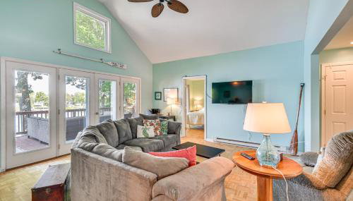 Charming Wolcott Cottage with Fire Pit and Mini Dock - Foto 4