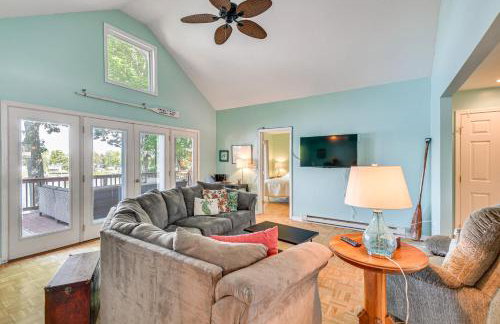 Charming Wolcott Cottage with Fire Pit and Mini Dock - Foto 4