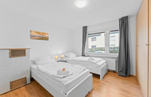 Worker Apartments Oberboihingen near Stuttgart, Nürtingen, Autobahn A8, Parking,Wifi,Smart,Smart TV - Foto 1