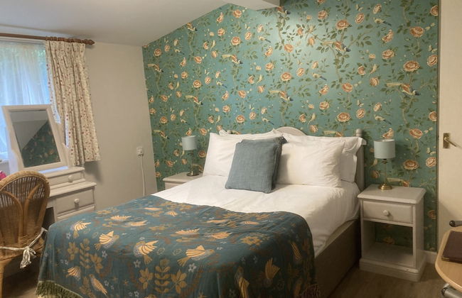 Pinewood Cottage Deluxe Self Catering Apartments - Foto 9