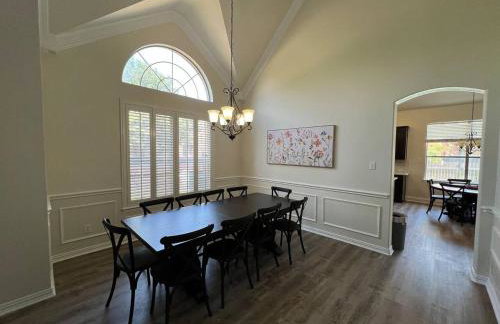Lovejoy Serenity - Amazing pool, Games, Movie Room - Photo 10